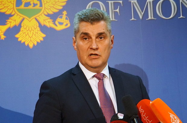 Уместо што клевеће Цркву, треба да брине о својим аферама: Осуда скандалозног наступа шефа црногорског парламента